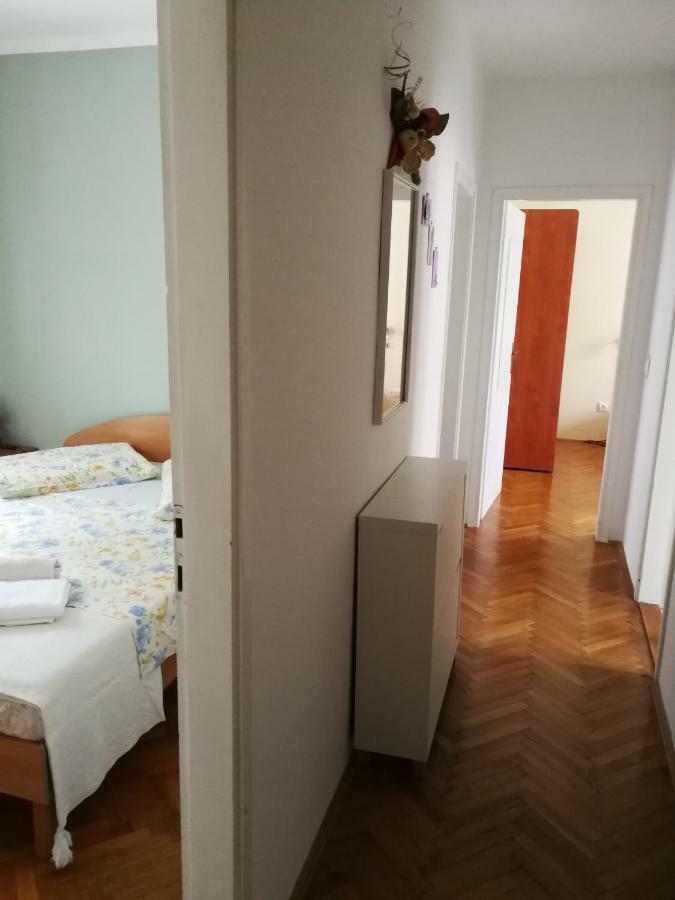 Apartment Violeta 1 Funtana Eksteriør bilde